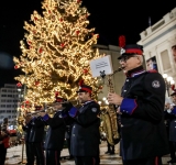 «Κόκκινη Νύχτα» στον Πειραιά 