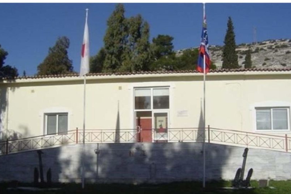 Χωρίς αξονικό τομογράφο το Ναυτικό Νοσοκομείο Σαλαμίνας