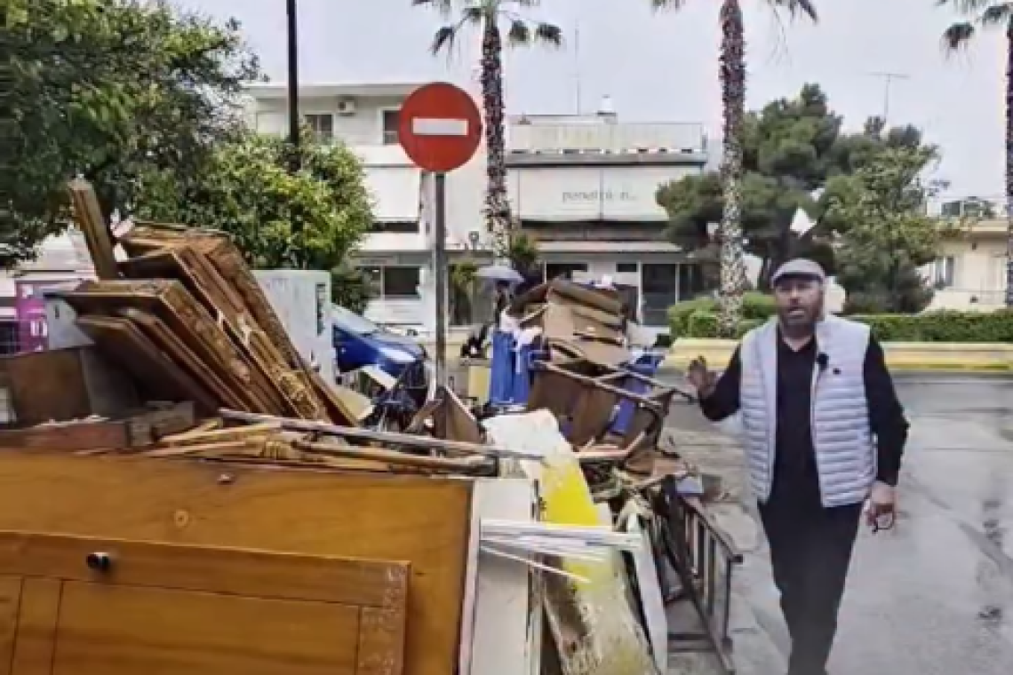 Πέραμα: Νέο σόου από τον Δήμαρχο Γιάννη Λαγουδάκο