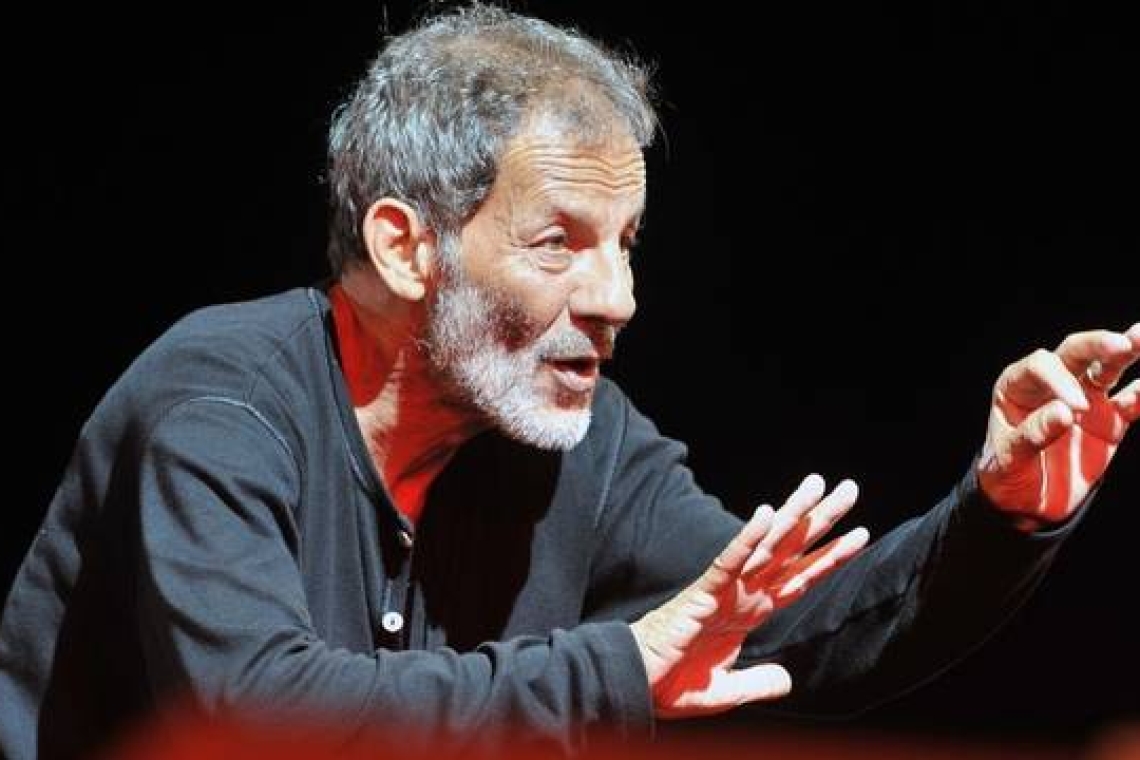 Σε «Σταύρος Ξαρχάκος» βαφτίζεται το 14ο Δημοτικό Σχολείο Νίκαιας