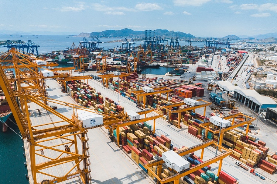 ΟΛΠ Α.Ε.: Δύο βραβεία για τη συμβολή της Εταιρείας στην ελληνική οικονομία