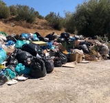 Σαλαμίνα: H καθαριότητα στο νησί και οι νόμιμα... βρωμιάρηδες