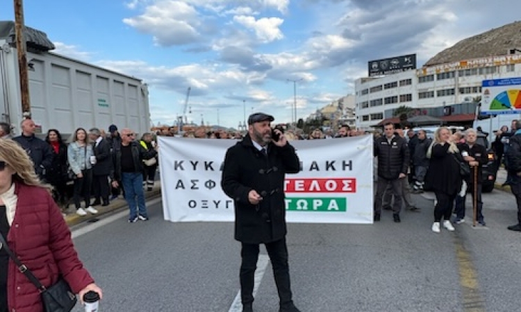 Πέραμα: Αλλο ένα επικοινωνιακό τρικ από τον Δήμαρχο Γιάννη Λαγουδάκο