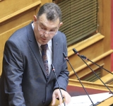 Προσκλητήριο Παπαδόπουλου στους βουλευτές της ΝΙΚΗΣ να στρατευτούν μαζί του