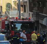 Νεκρή μία γυναίκα μετά από φωτιά σε διαμέρισμα στον Πειραιά