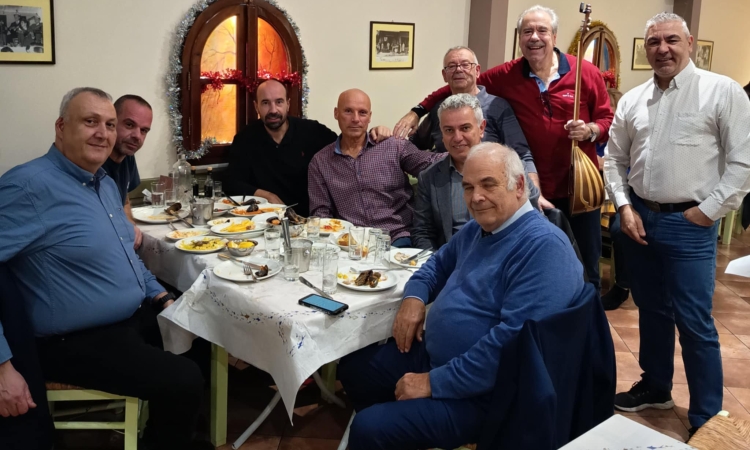 Ο Γιάννης Λεμπέσης στην ταβέρνα 