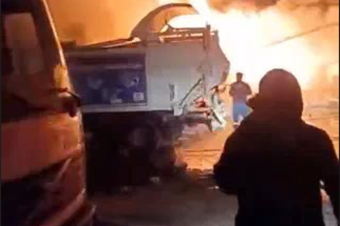 Γαβρίλης: Να λογοδοτήσουν οι υπεύθυνοι για την πυρκαγιά στο αμαξοστάσιο του Δήμου Πειραιά